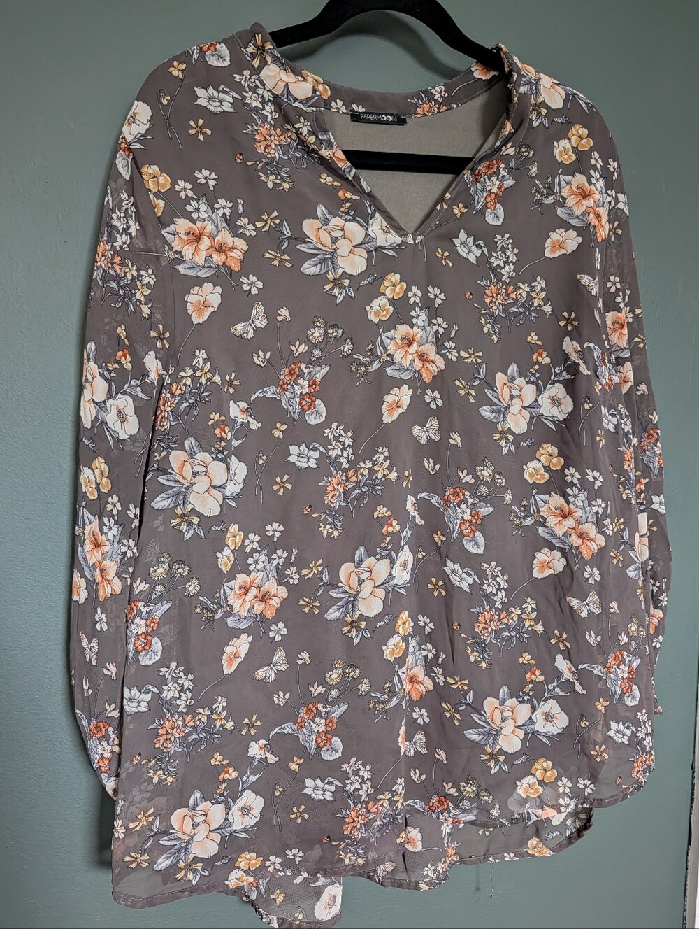 Papermoon Gray Floral V-Neck Blouse with Peach Blooms